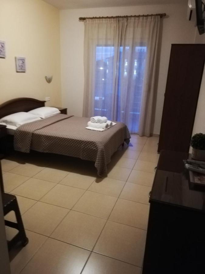 Denis Studios And Apartments Paralia Katerinis Ngoại thất bức ảnh
