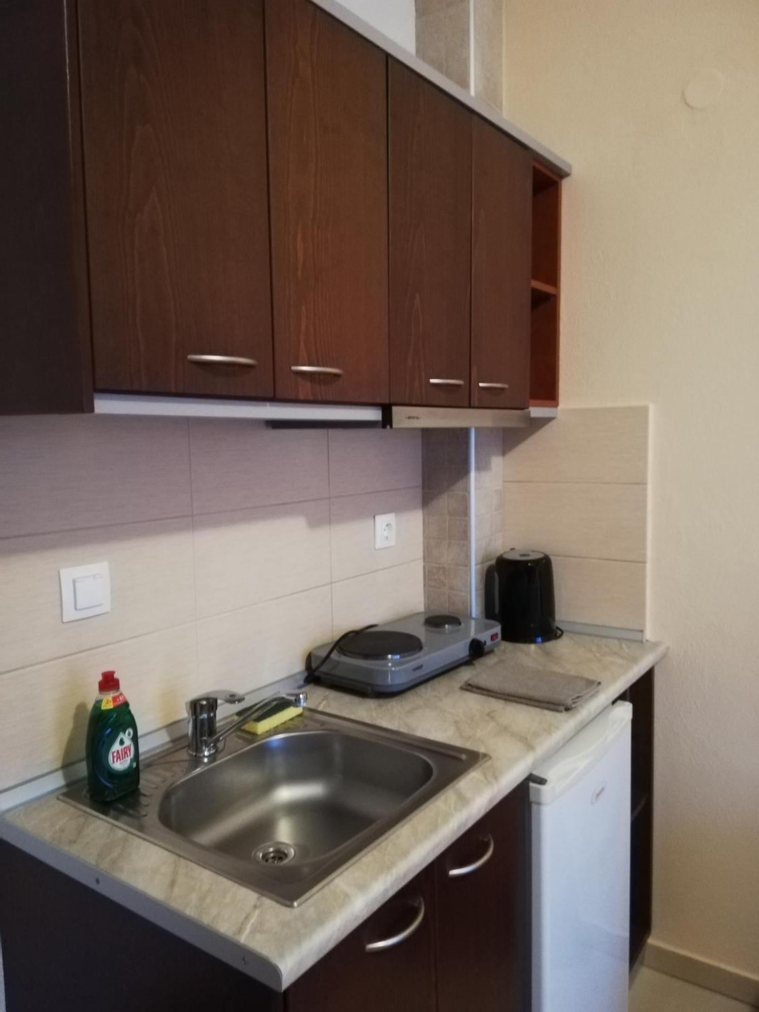 Denis Studios And Apartments Paralia Katerinis Ngoại thất bức ảnh