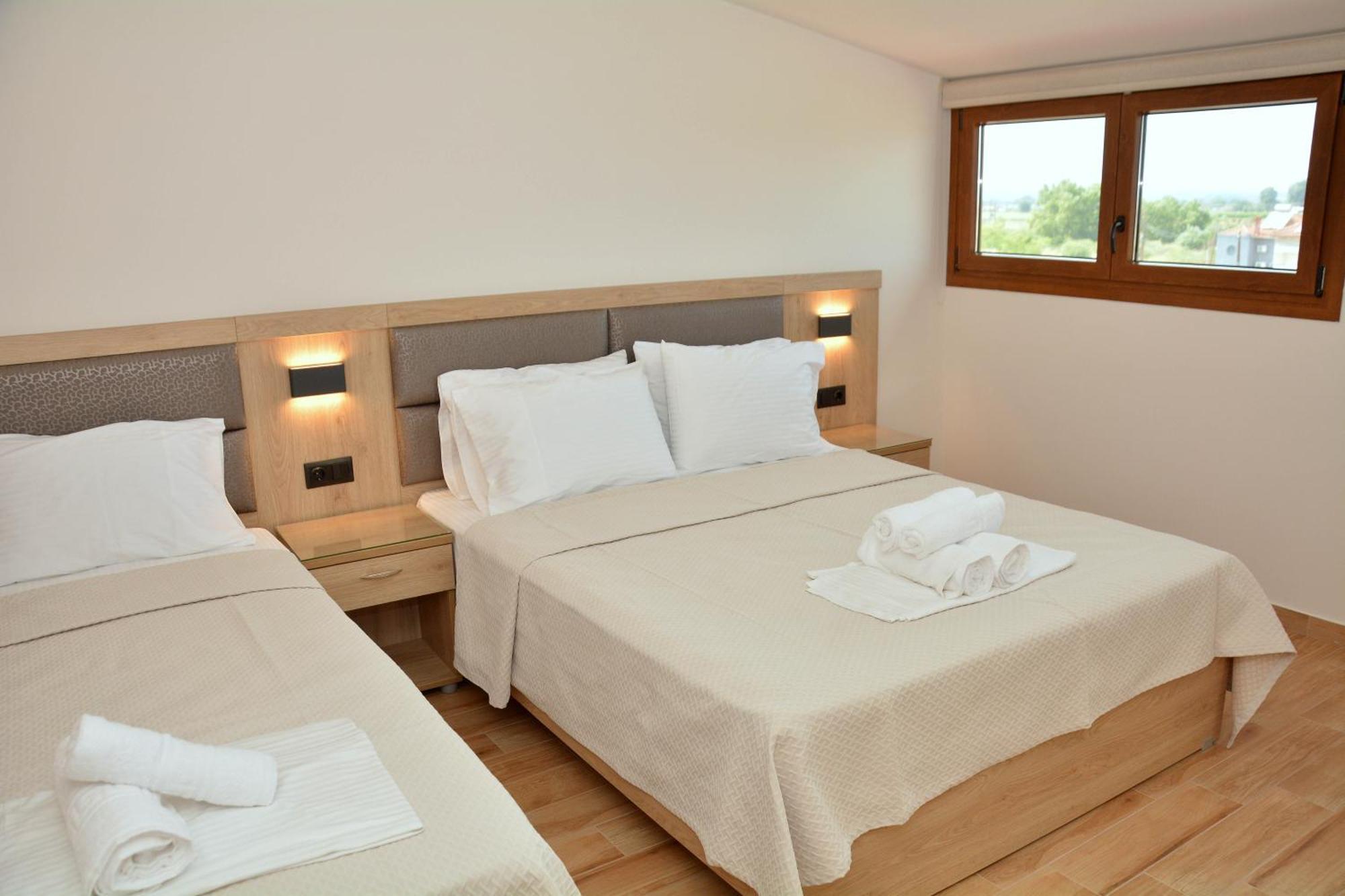 Denis Studios And Apartments Paralia Katerinis Phòng bức ảnh